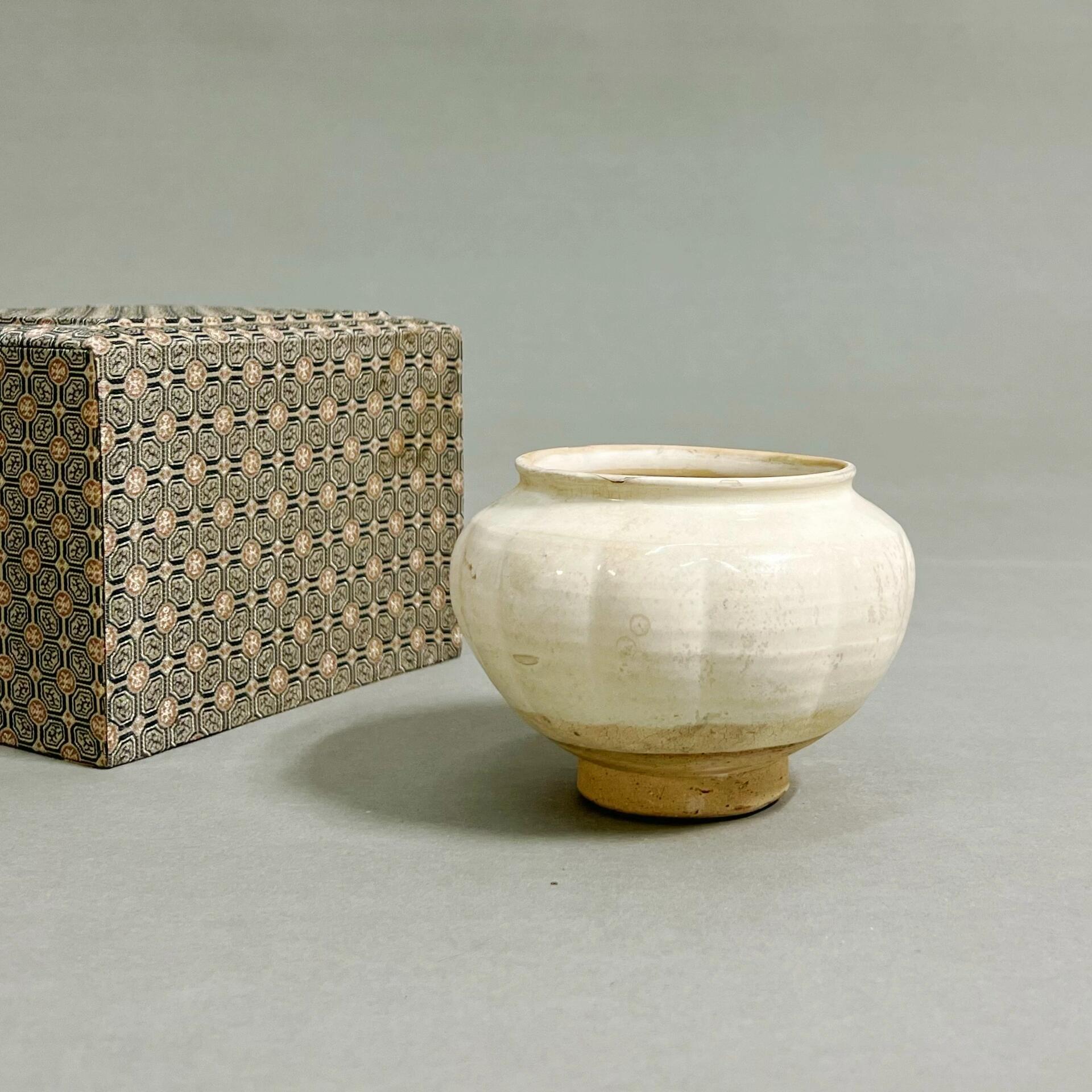 宋|磁州窑白釉瓜棱罐