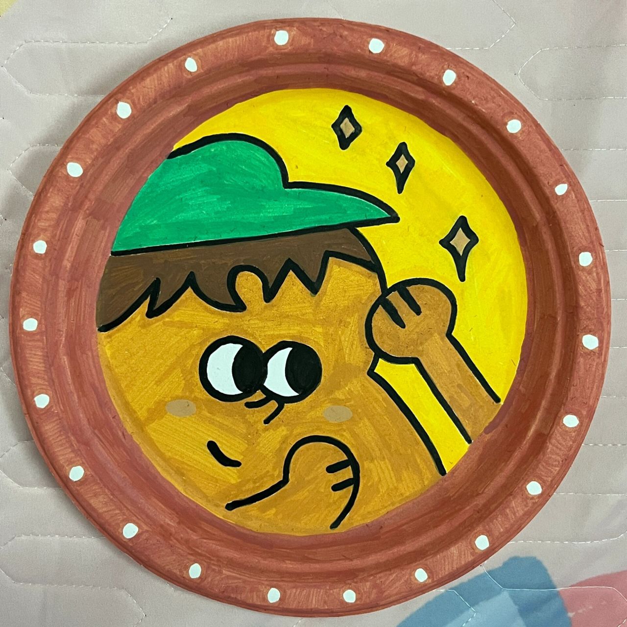 盘子画 丙烯马克笔画的盘子画  可爱极了