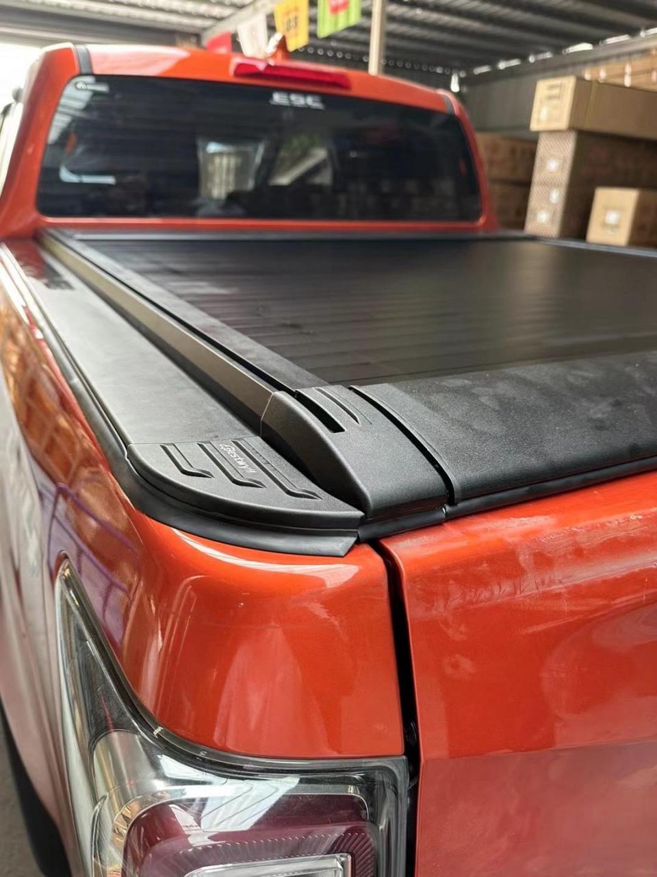 五十铃dmax卷帘后盖升级.