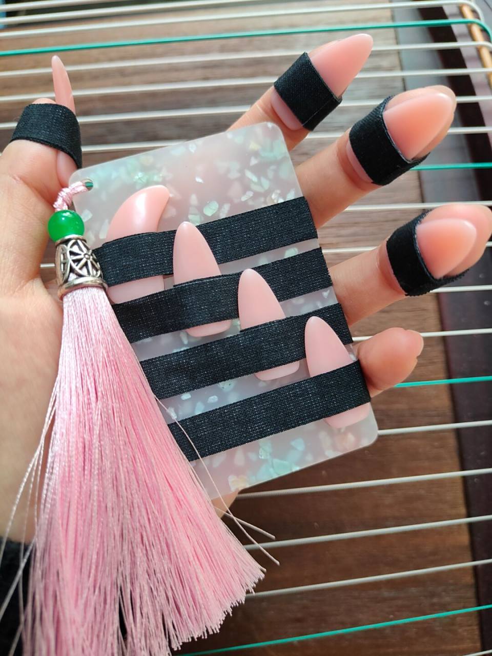我的"甜酷风"古筝指甲～ 49一套,真的很可!