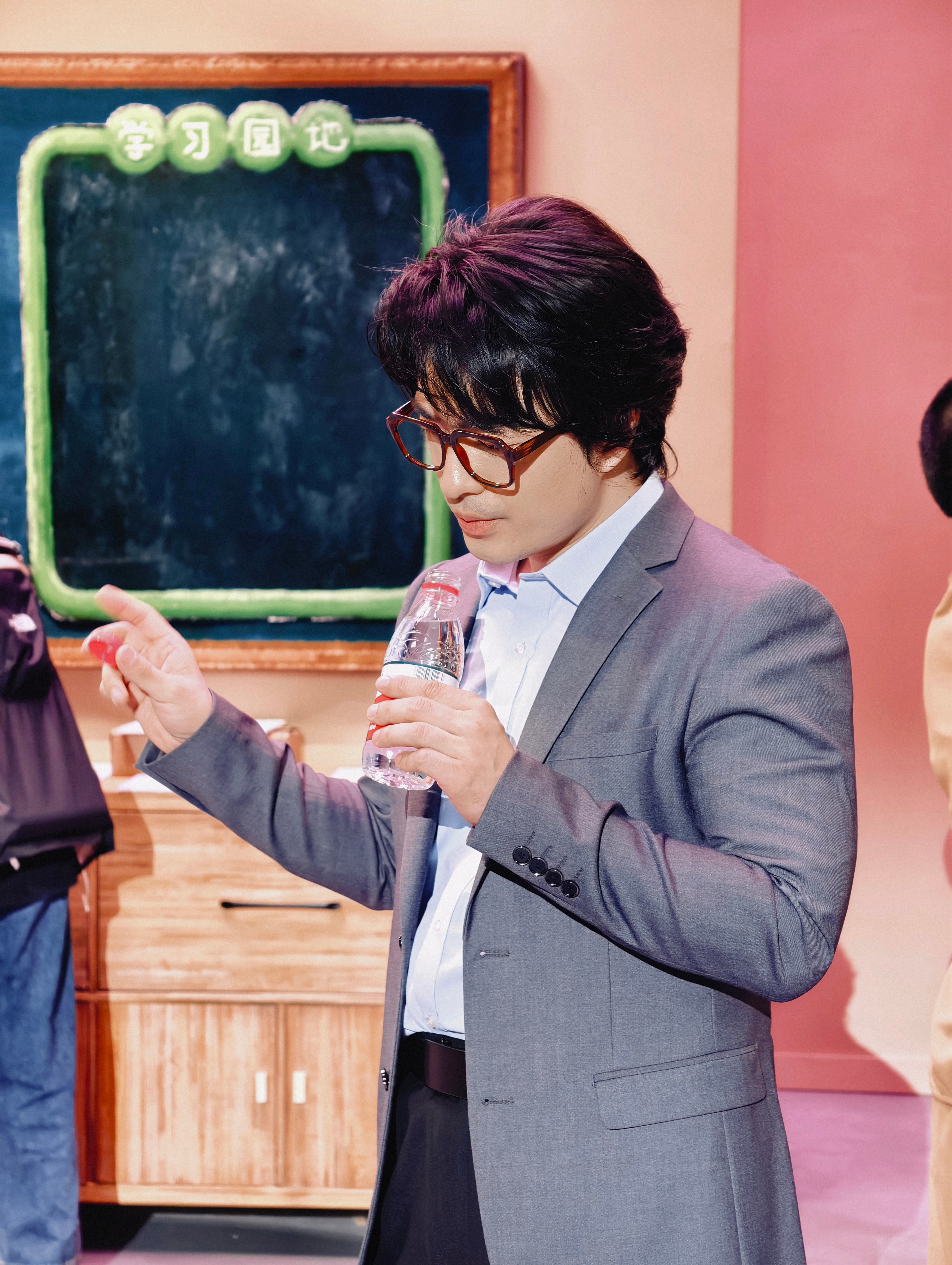 双高胎演我考试状态# 张老师皮肤限时回归!