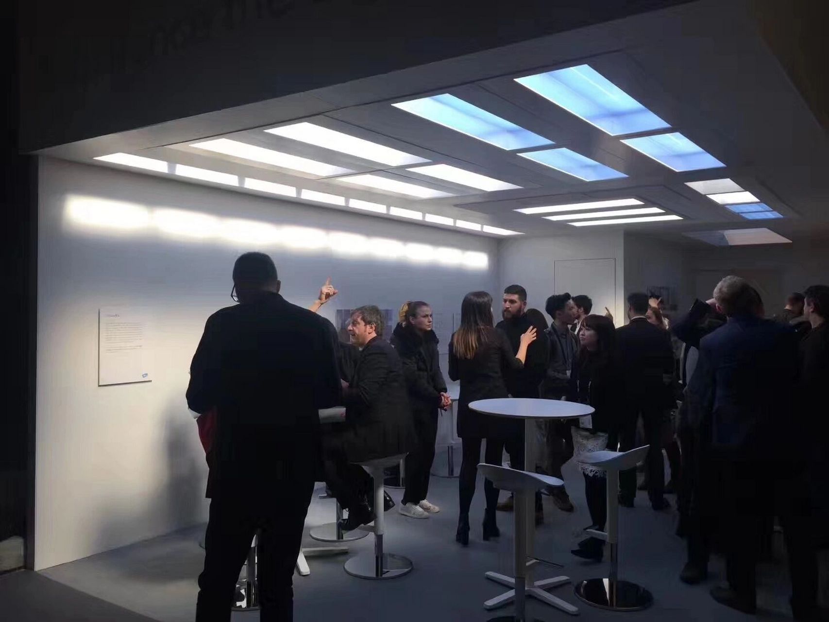 四年前,意大利品牌coelux爆火的天空灯,这两年国内已经街货