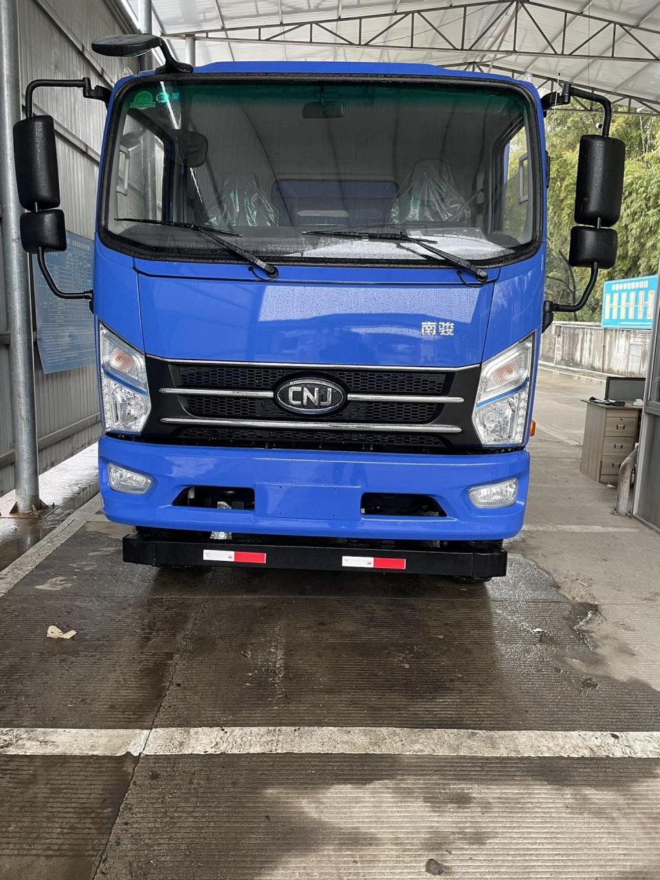 新款南骏王子国六4105,16气门,200马力,走一个