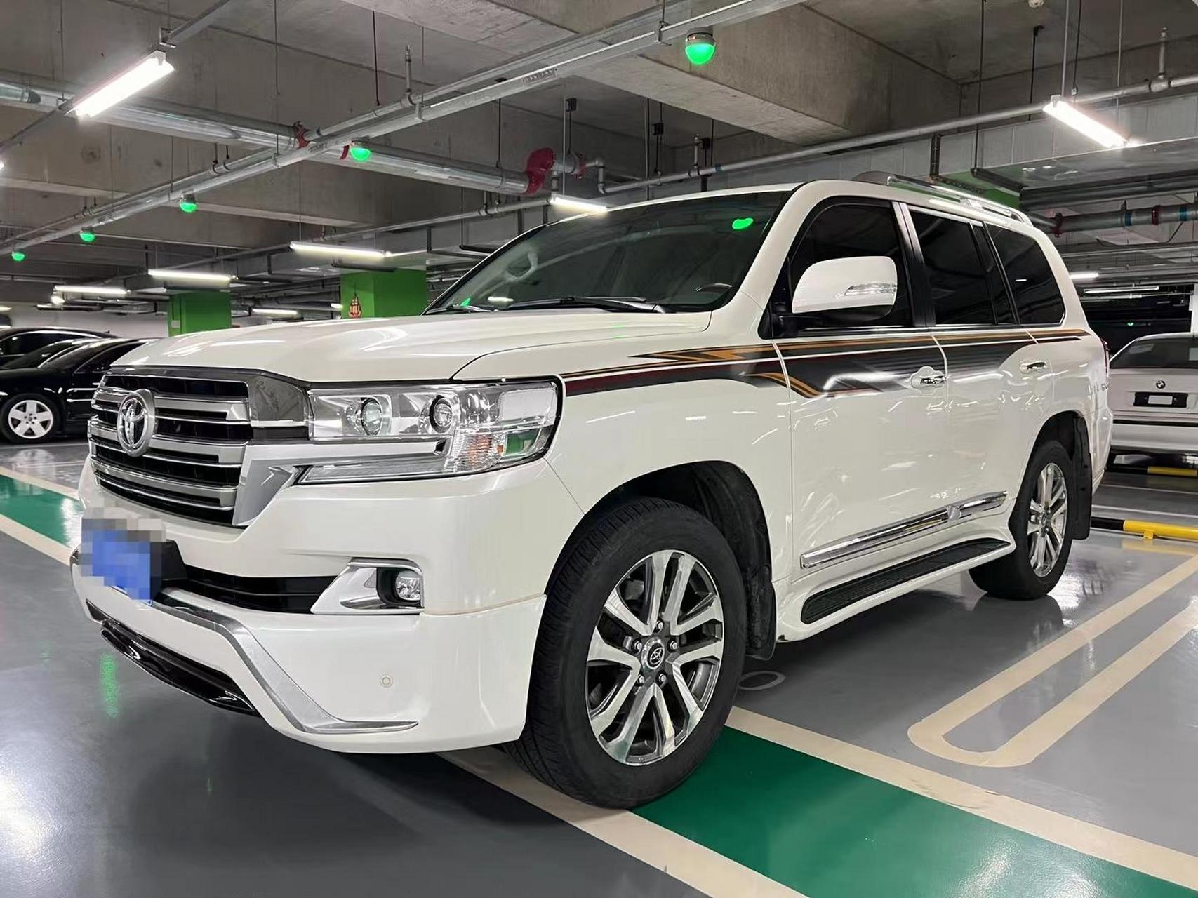 陆巡5700v8报价图片