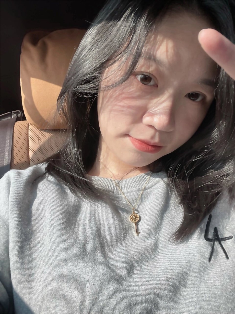 哺乳期发型|不用打理的短发9999 孕期一直忍着没剪头发,生完后