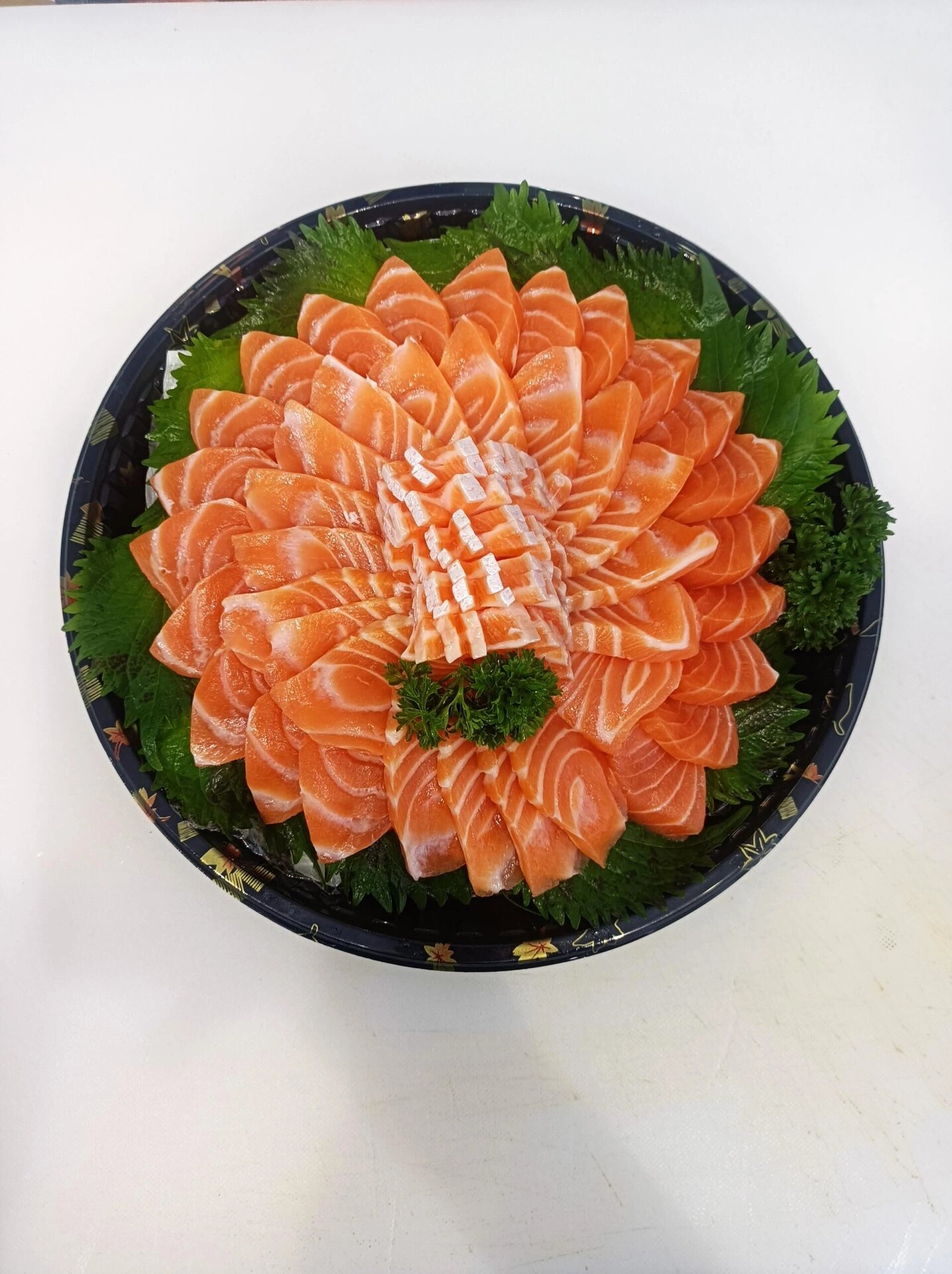 什么717171竟然有敢冒充三文鱼的鱼类,首当其冲的虹鳟鱼绝对说