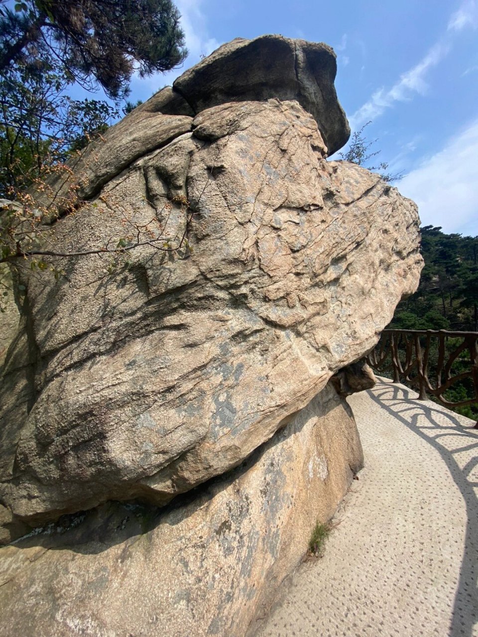 龟蒙景区(四) 山东省平邑县蒙山旅游区龟蒙景区:是沂蒙山旅游区蒙山的