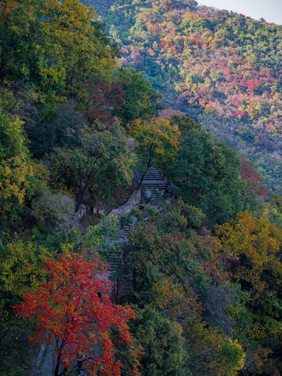 京娘湖 京娘湖风景区,位于河北省邯郸市武安市西北部山区的口上村北
