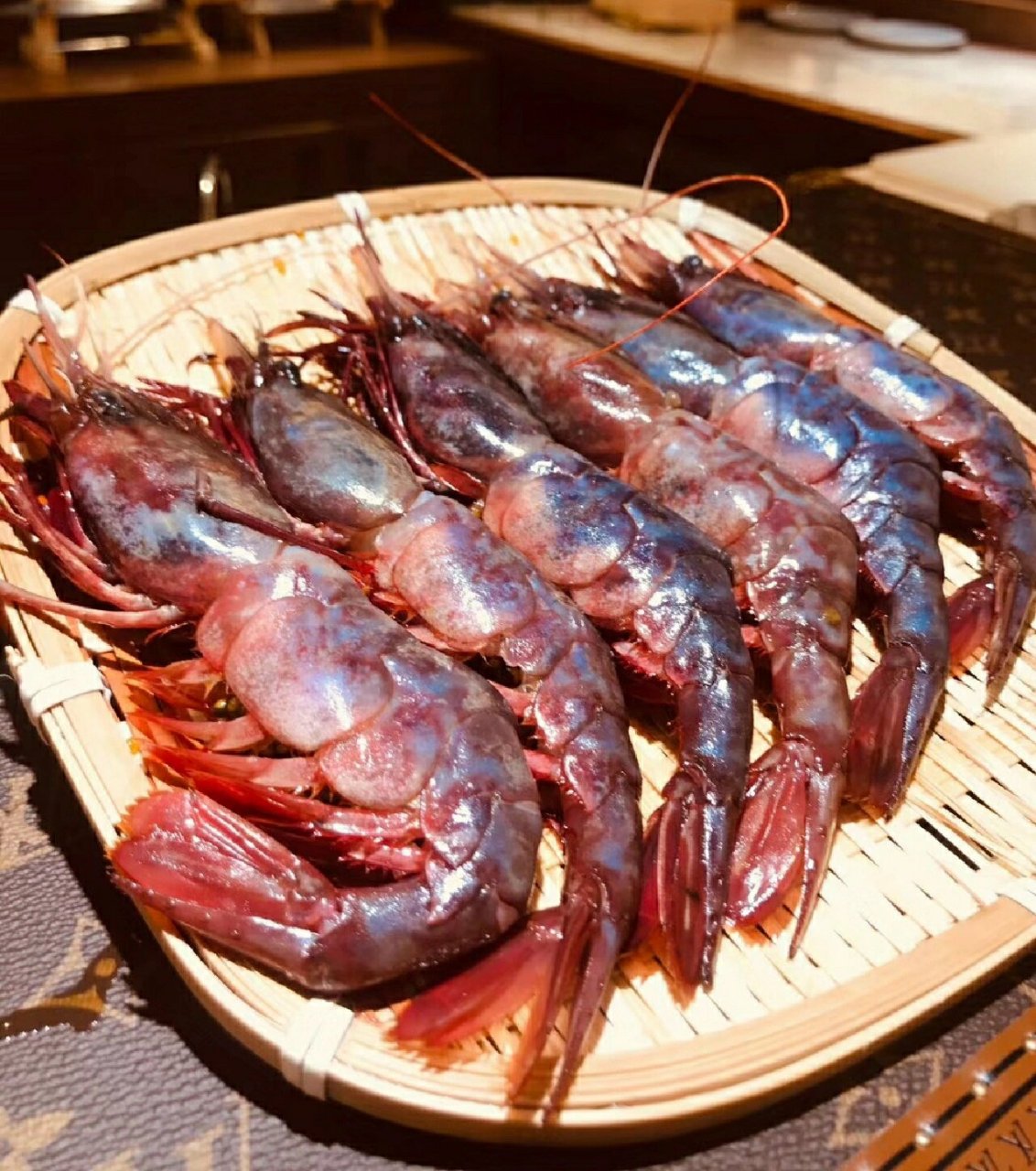 葡萄虾——幻の海老 葡萄虾在日本称为葡萄海老或者绯衣海老, 葡萄虾