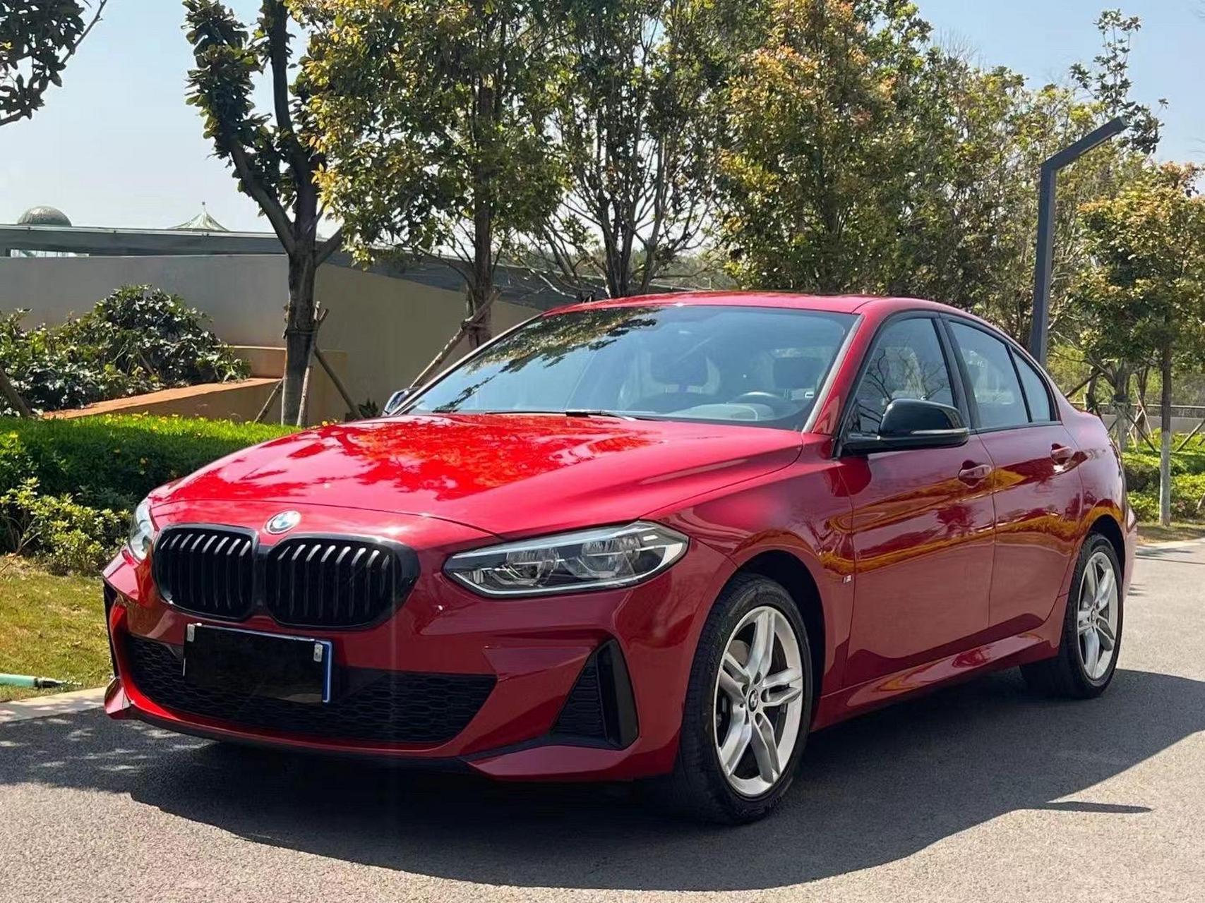 宝马1系 2021款 120i m运动曜夜版 国vi  20年12月上牌  表显5万公里