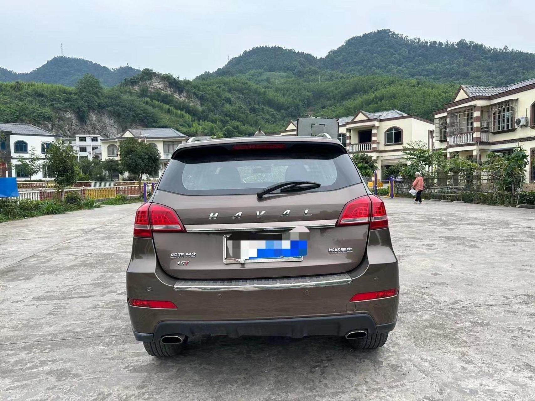 16年12月哈弗h2 自动挡带天窗,精品车况 1.