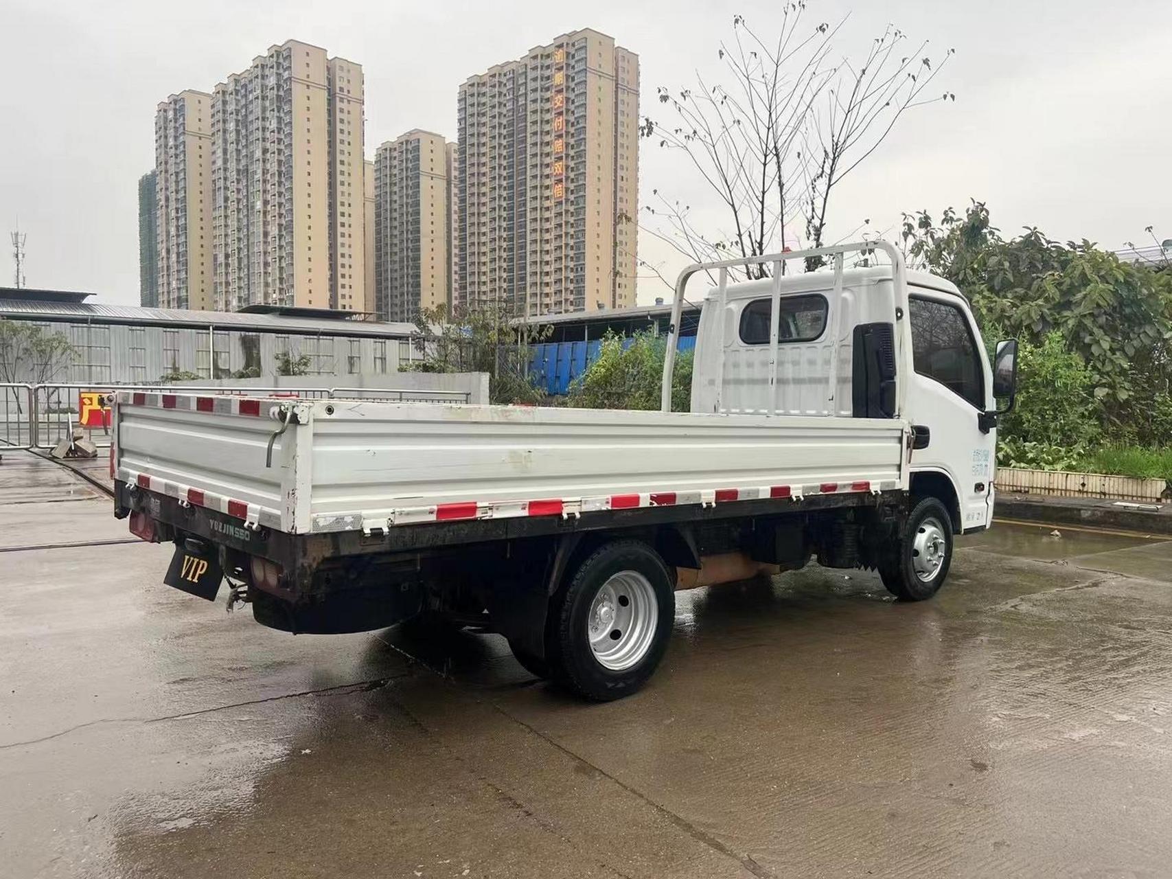 2020年上汽跃进小福星s50单排平板,汽油1.5l,后双轮,货厢规格:长3.