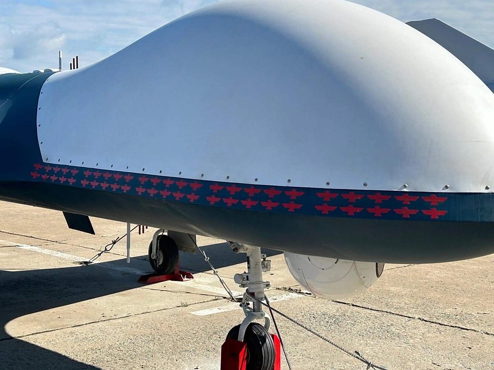 在长春航展上展出的一架退役的bzk-005无人机.