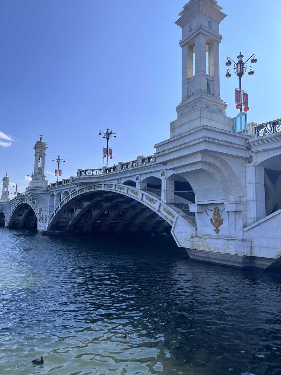 大理 兴盛大桥 风真的好大好大!