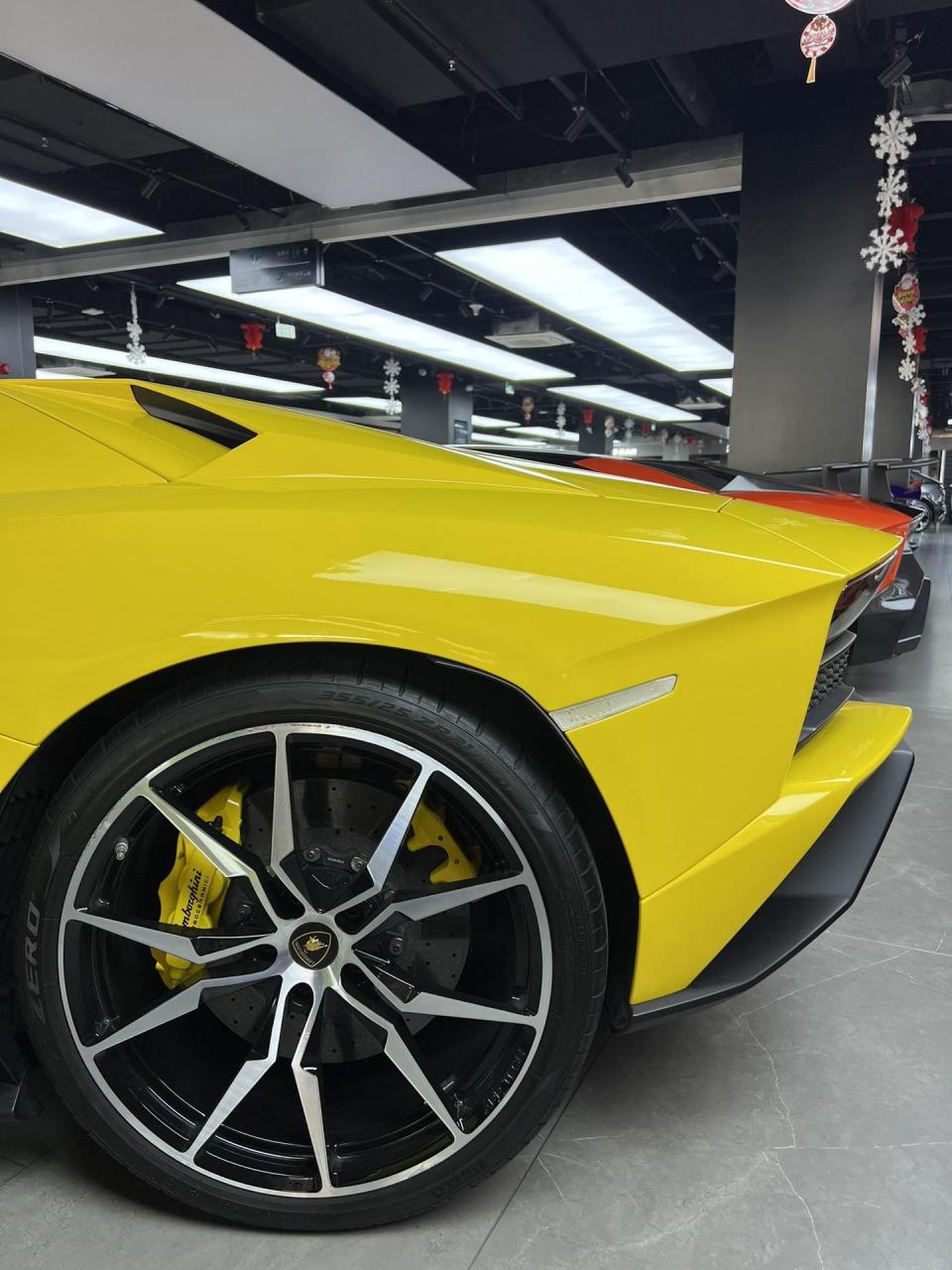 兄弟们 埃文塔多还是帅啊 国内屈指可数的兰博基尼lp740-4 roadster