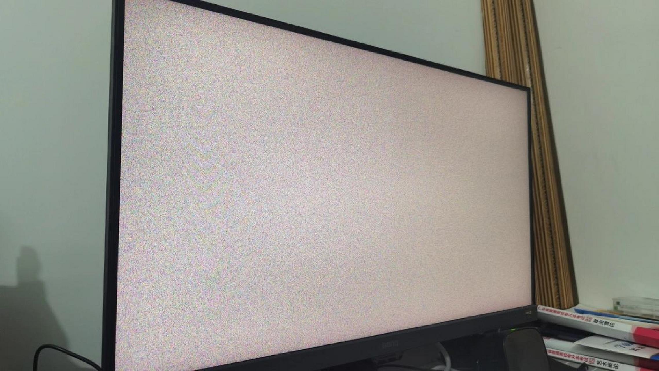 电脑雪花屏怎么办?