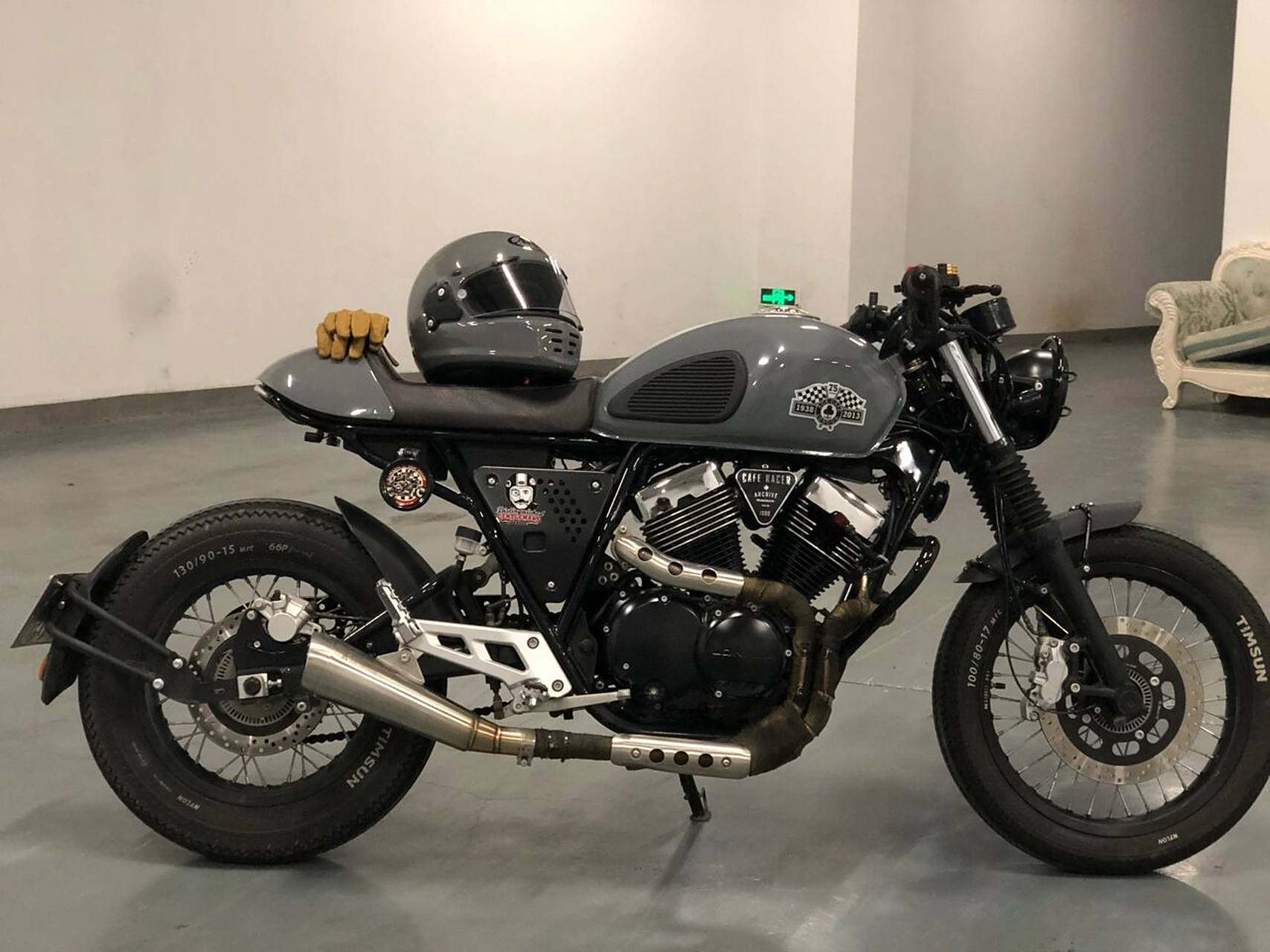 国产龙嘉v咖250caferacer风格改装 性价比巨高的国产复古车 改装可玩
