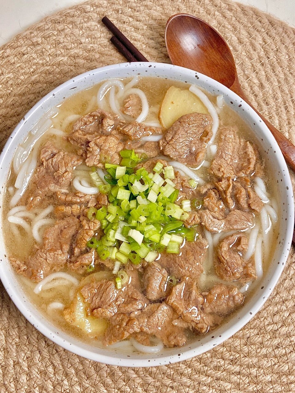 清汤牛肉米粉90简单好味又营养,汤都不剩6015 简单好味的清汤