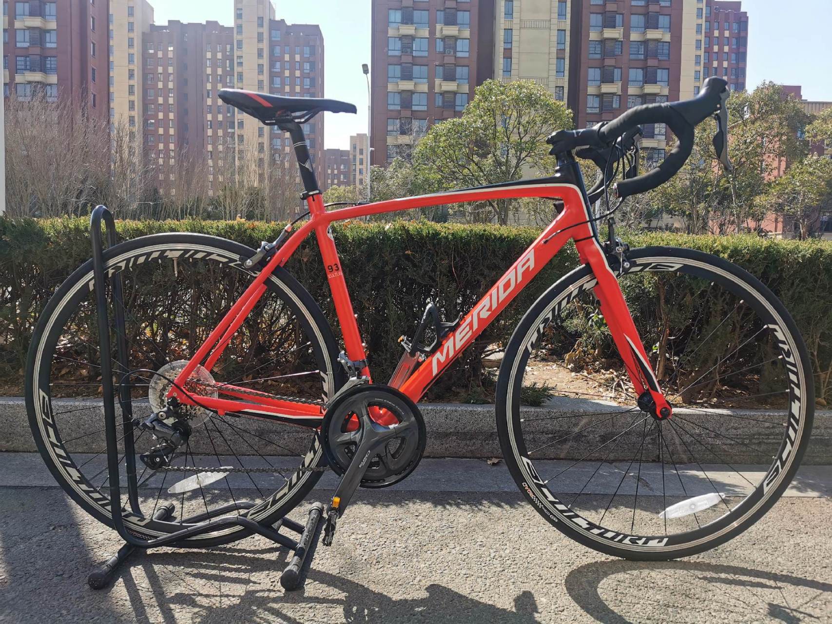 美利达斯特拉93经典款 尺码52,适合身高175到180左右 公路车入门神车