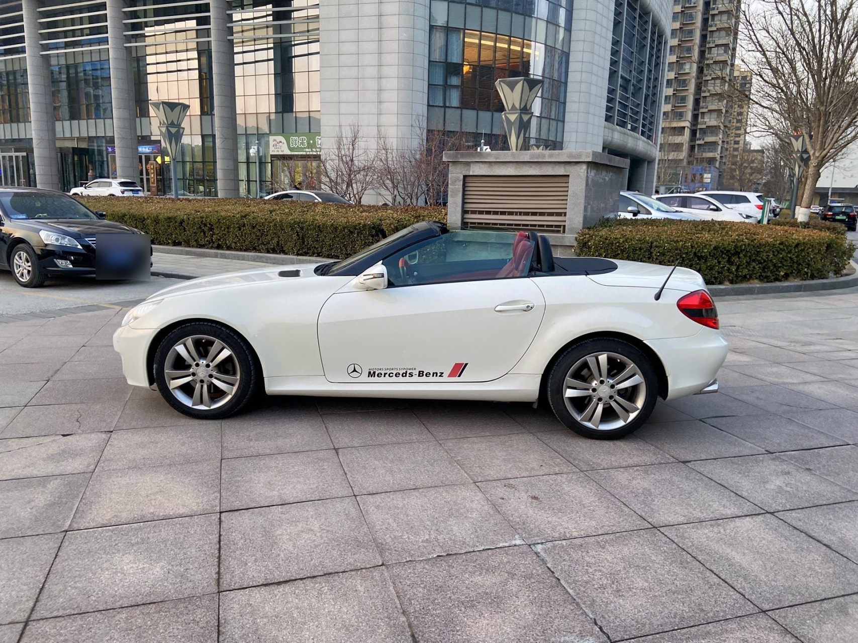 搞定奔驰slk200敞篷小跑,1.8t新车落地78万 车况原版审车保险齐全