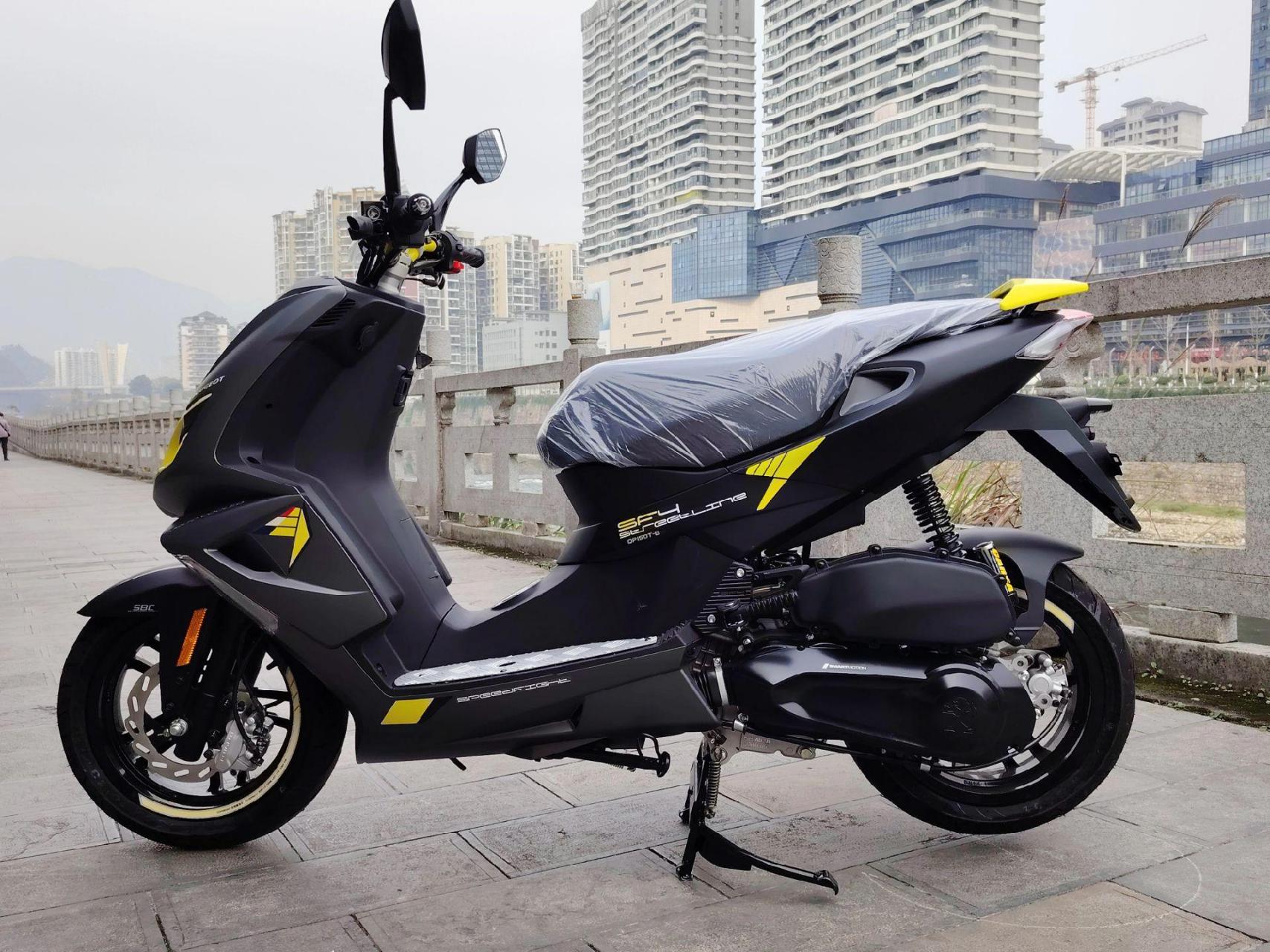 标致sf4道达尔版 9193 标致sf4电喷水冷150发动机.