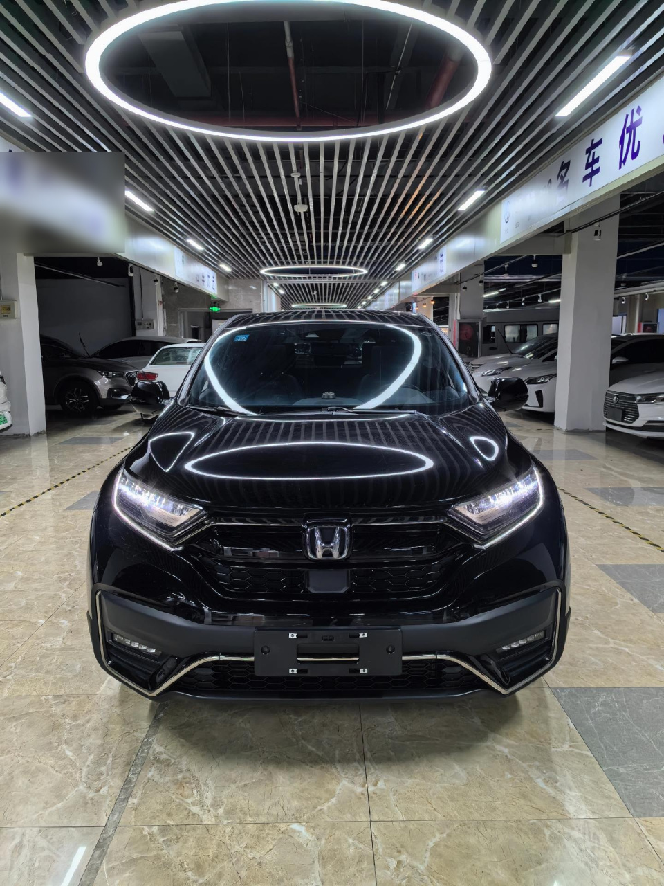 5t黑爵士版,19寸米其林轮胎,20年12月上牌本地一手,2.