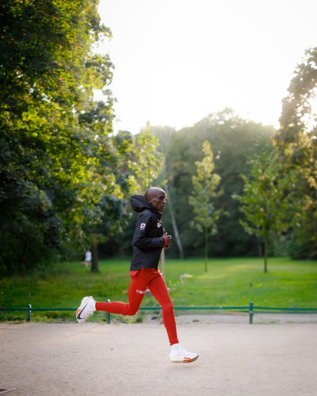 基普乔格在柏林,开始了的第一次赛前适应训练  #98跑陪你聊跑步