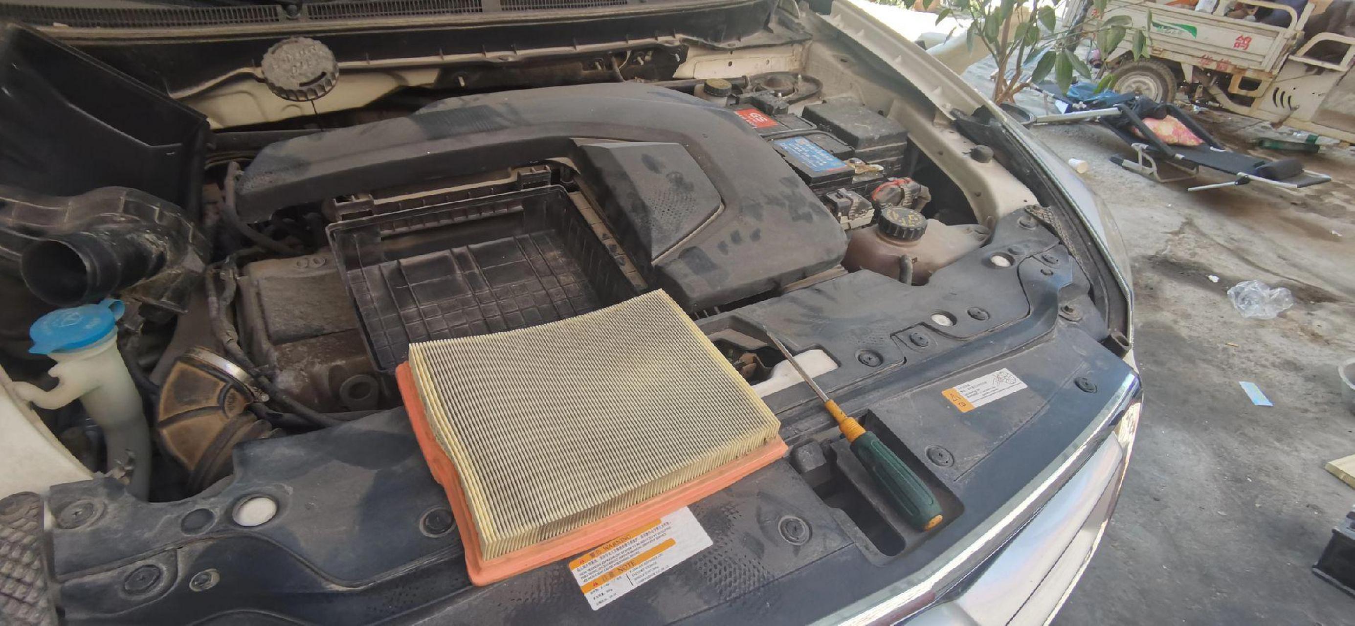 感谢老铁信任北汽绅宝x65大保养,更换前后刹车片,更换四条轮胎,祝老铁