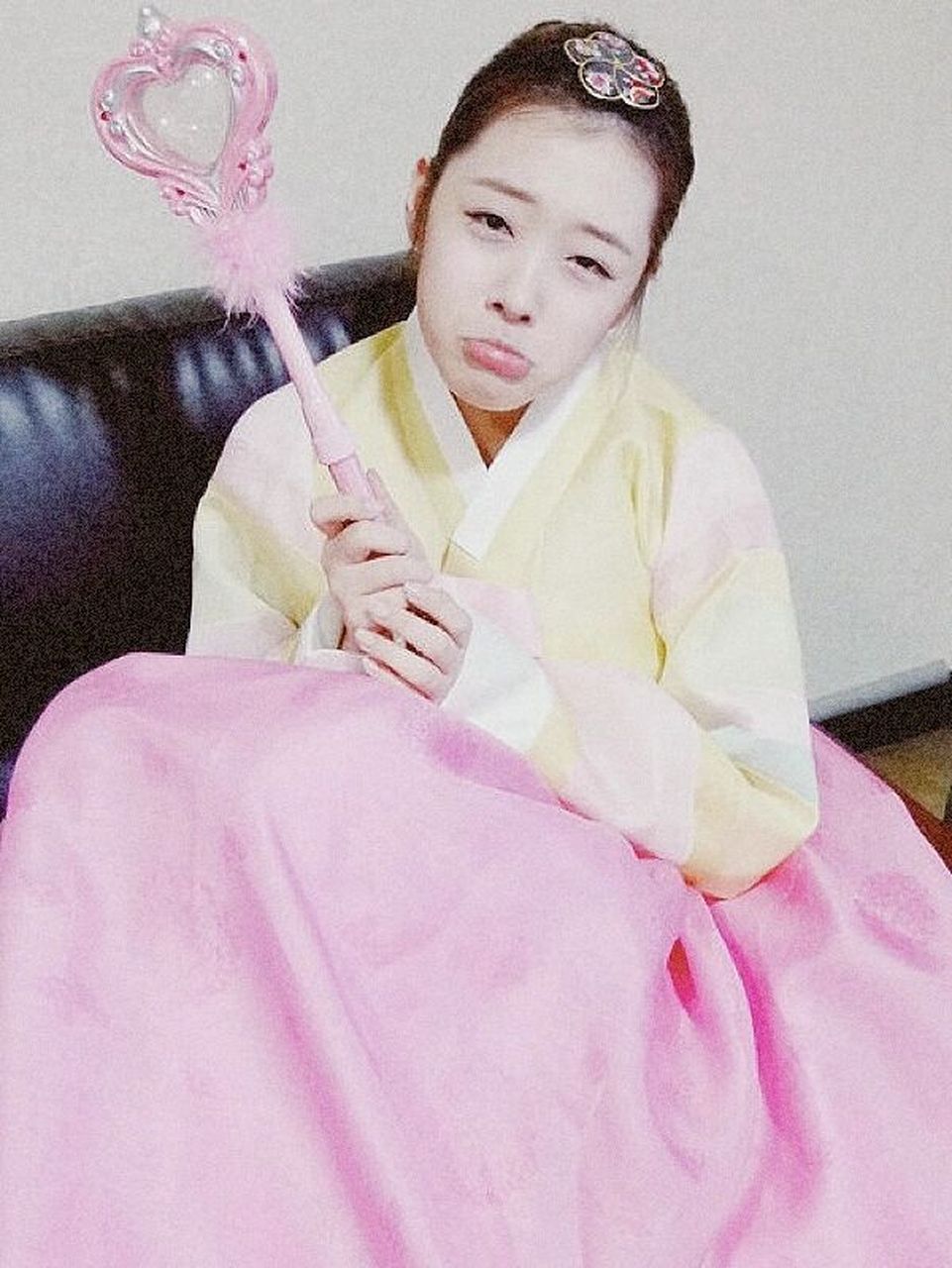 韩服雪莉,好可爱909090 #崔雪莉