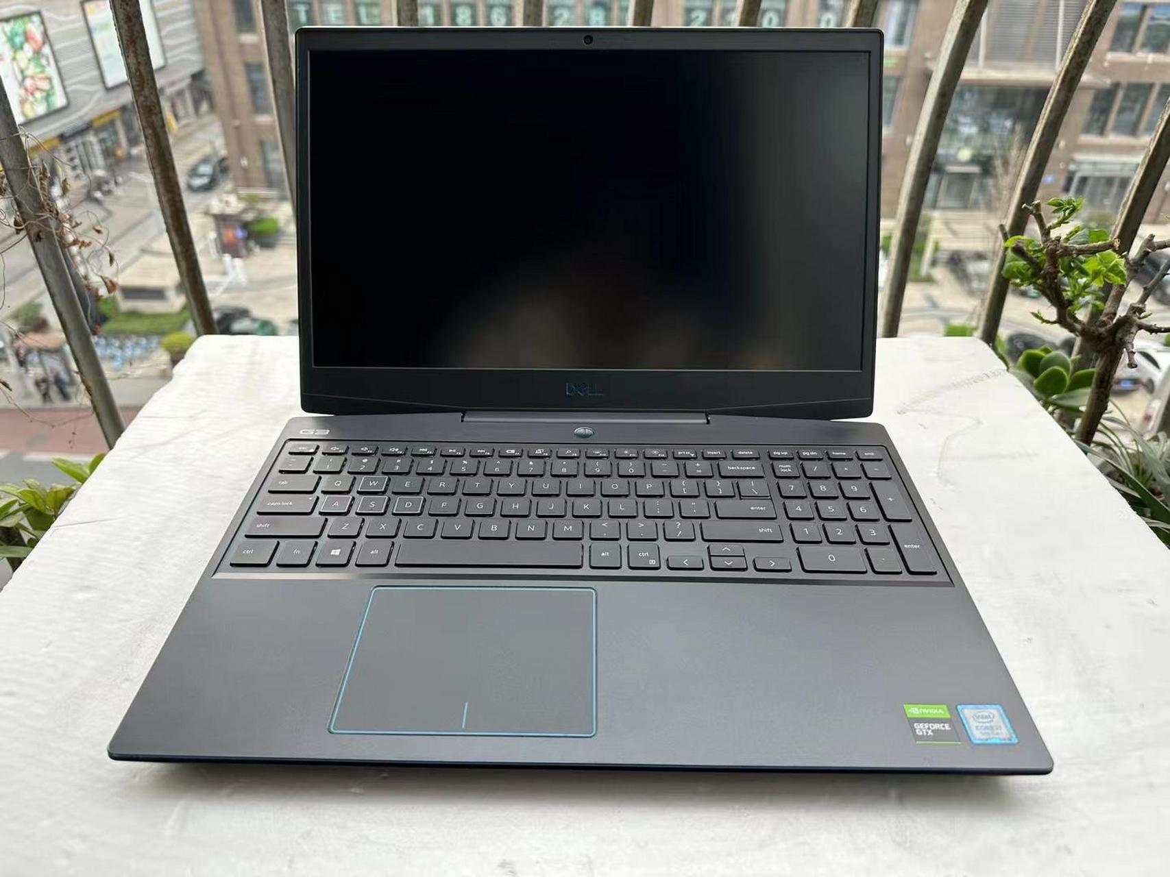 戴尔g3  3590   cpu i7 9750h 六核处理器 内存 16g   硬盘 512g 显卡