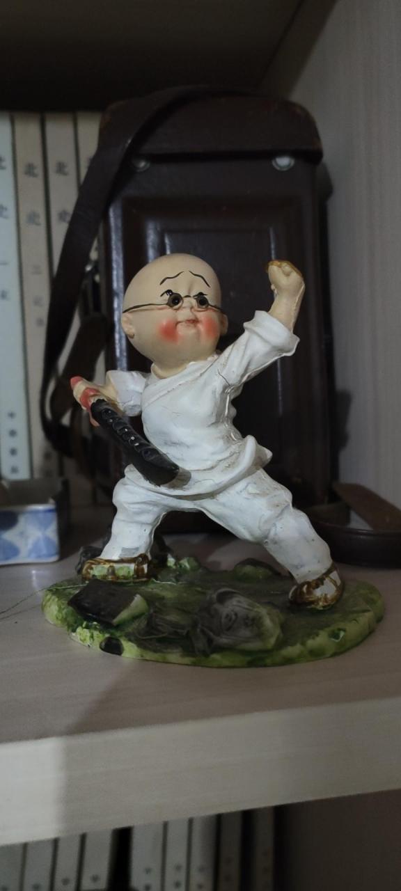 哈尔滨钟厂出品金狮牌落地钟.