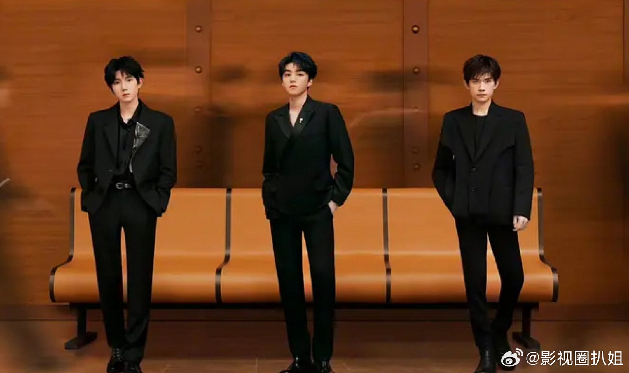 tfboys合照被指p图,p得一样高真的很辛苦啊!