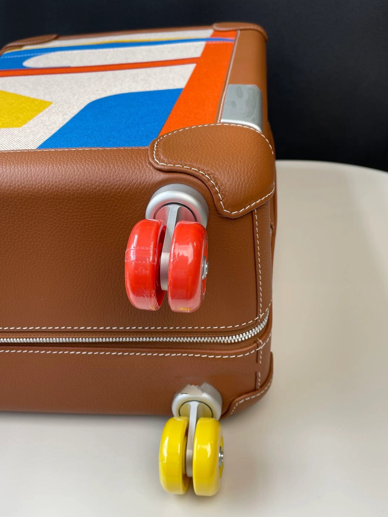 爱马仕旅行箱 爱马仕限量金棕拼皮旅行箱