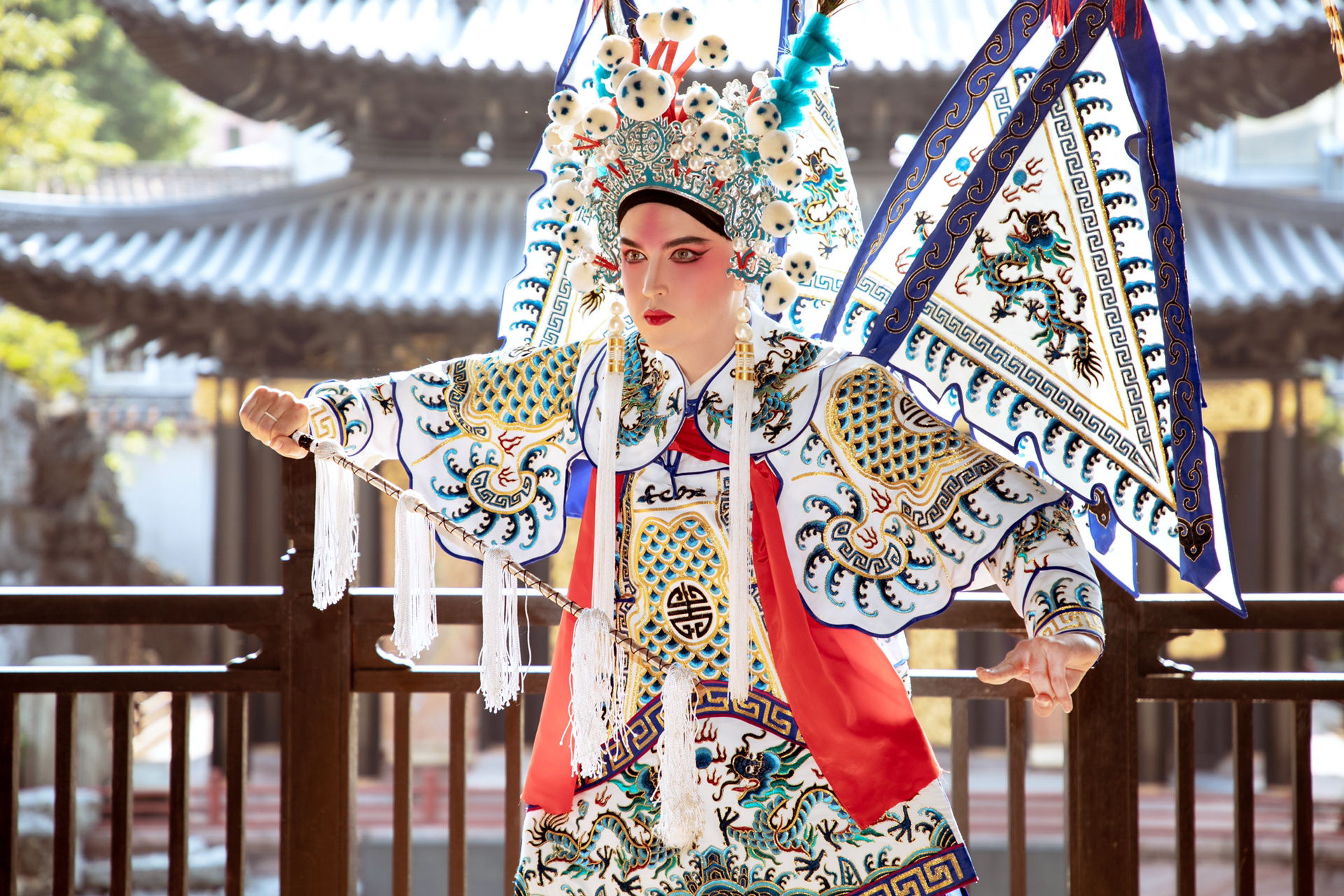 两位小哥哥的特色戏曲粤剧造型你喜欢吗 艺术无国界 67外国小哥哥大