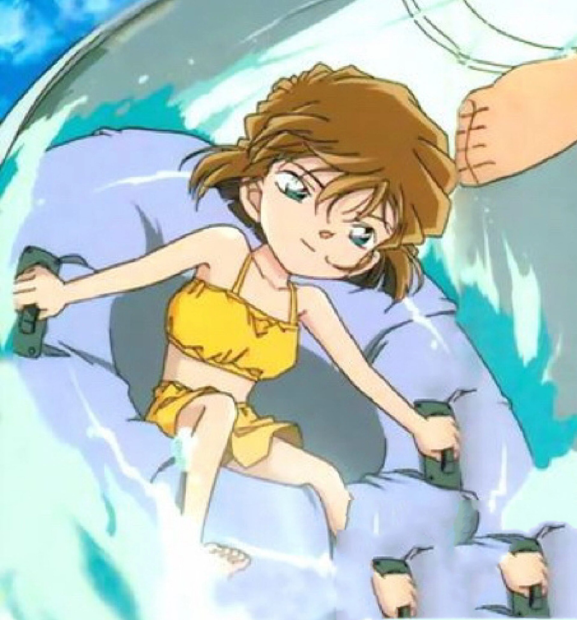 来学学哀酱泳装穿搭,(外加一个志保) 啊啊啊,太性感了!