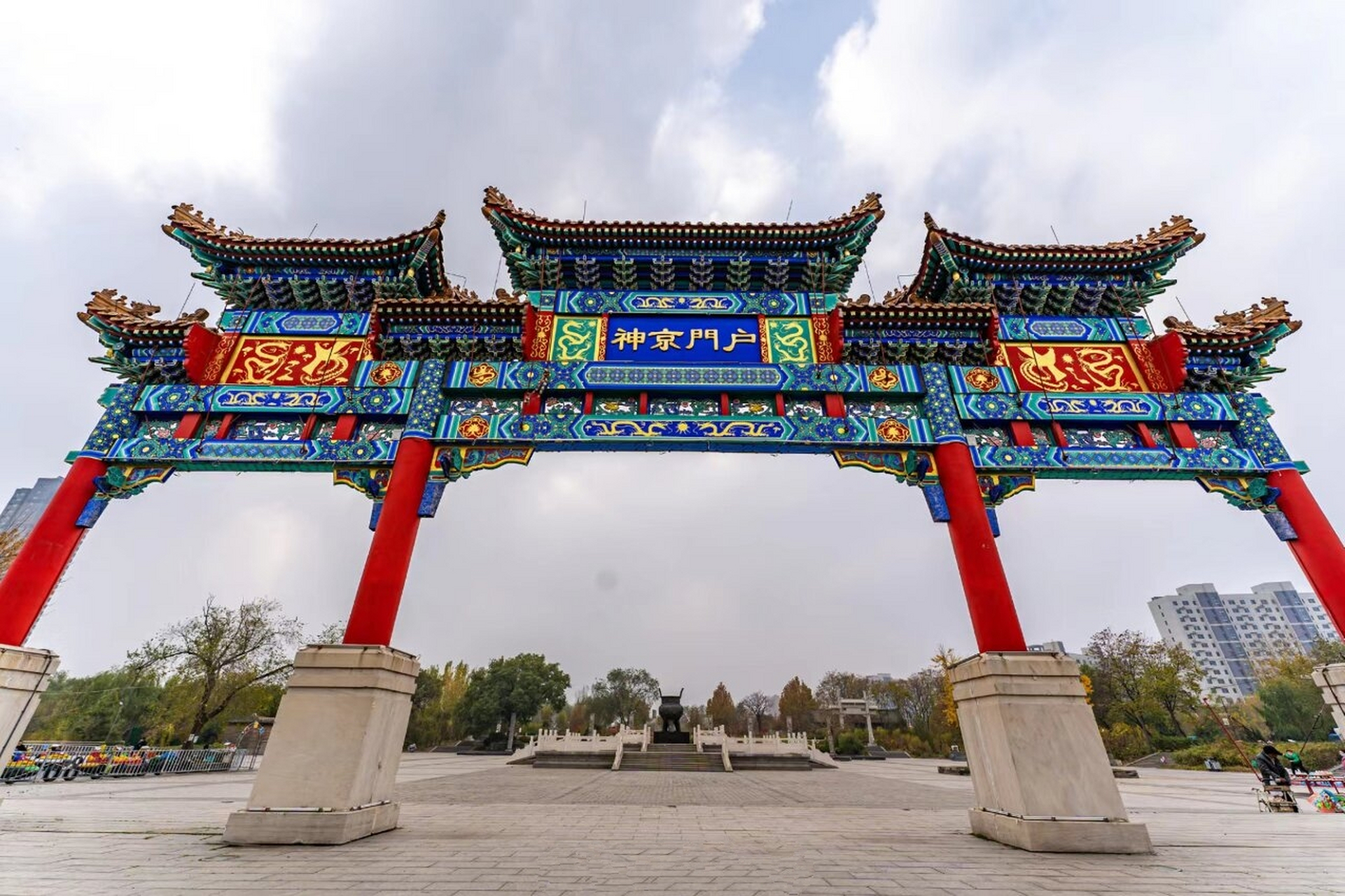 德州古运河风景区  德州古运河风景区以运河文化广场为中心,一河两带