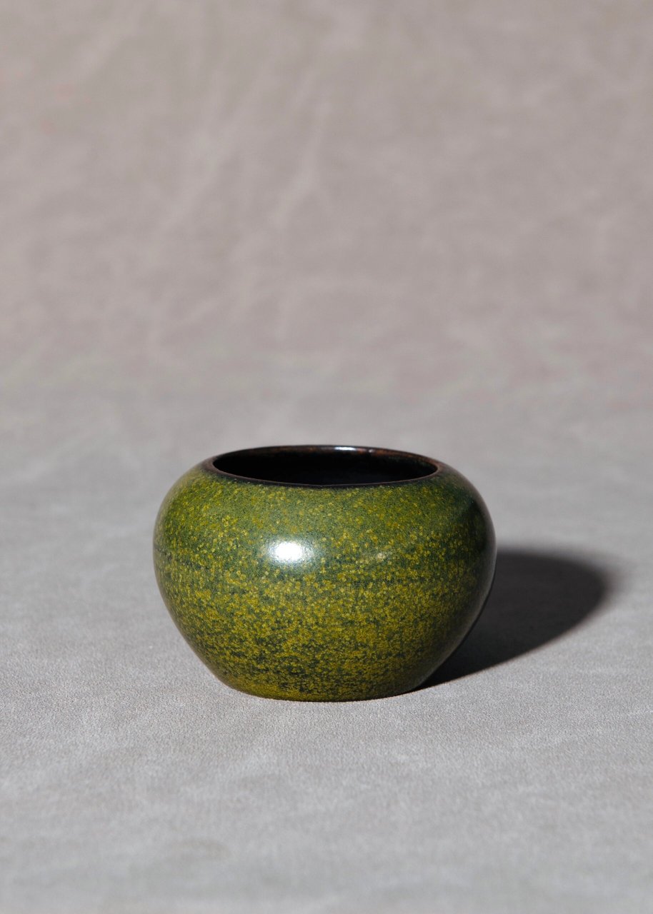 入手了一件雍正茶叶末釉(厂官釉)水盂 挺难的遇见一件开门的雍正茶叶