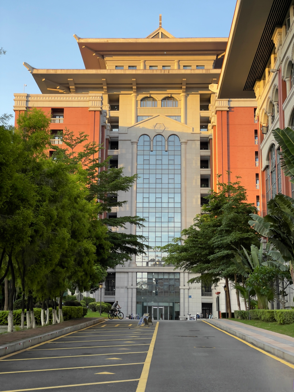 嘉庚建筑学习通答案（嘉庚学院建筑风格）