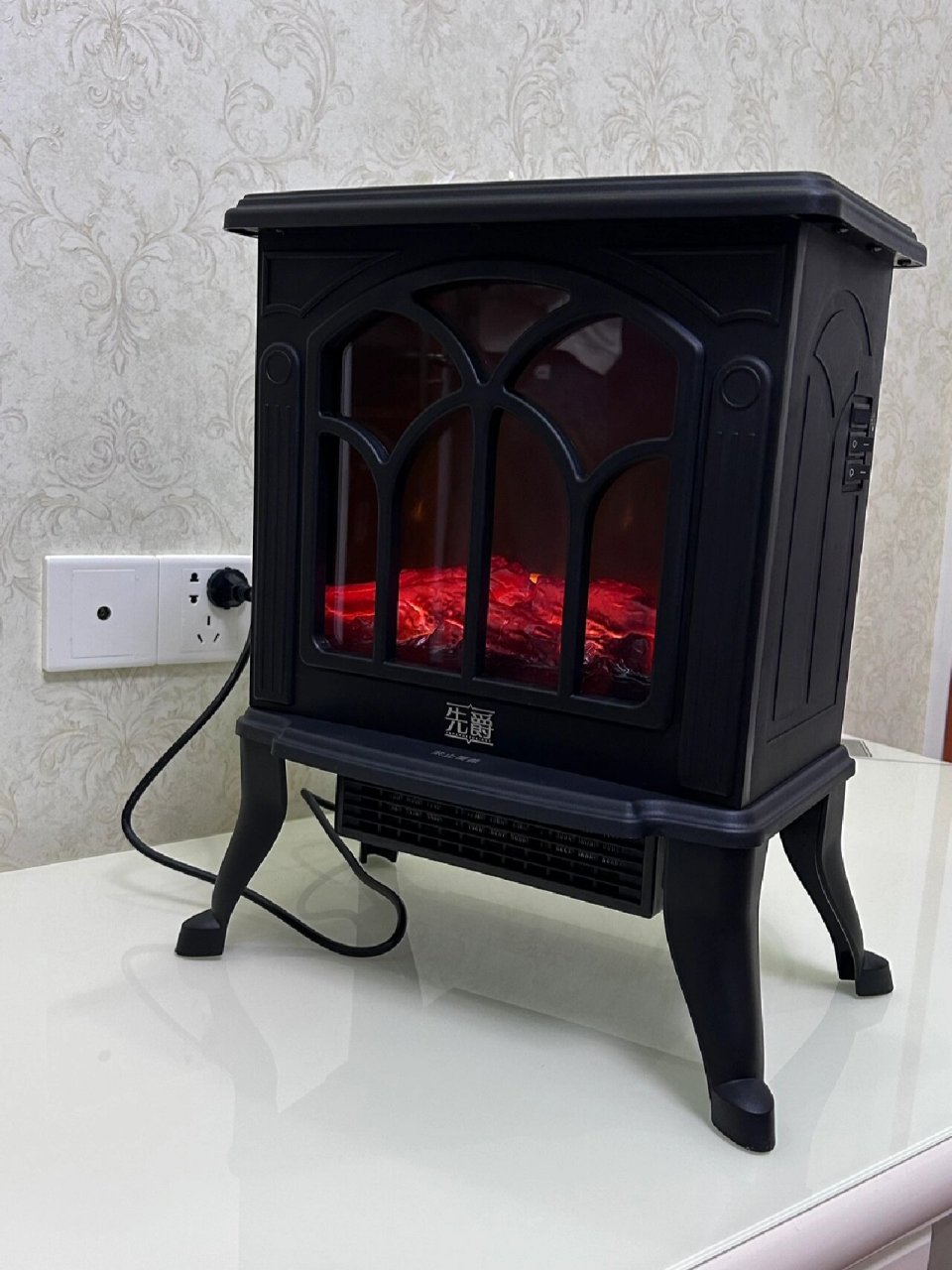 这个炉子开机三分钟就要脱衣服了 冬天就算你在北方,拿出这个炉子