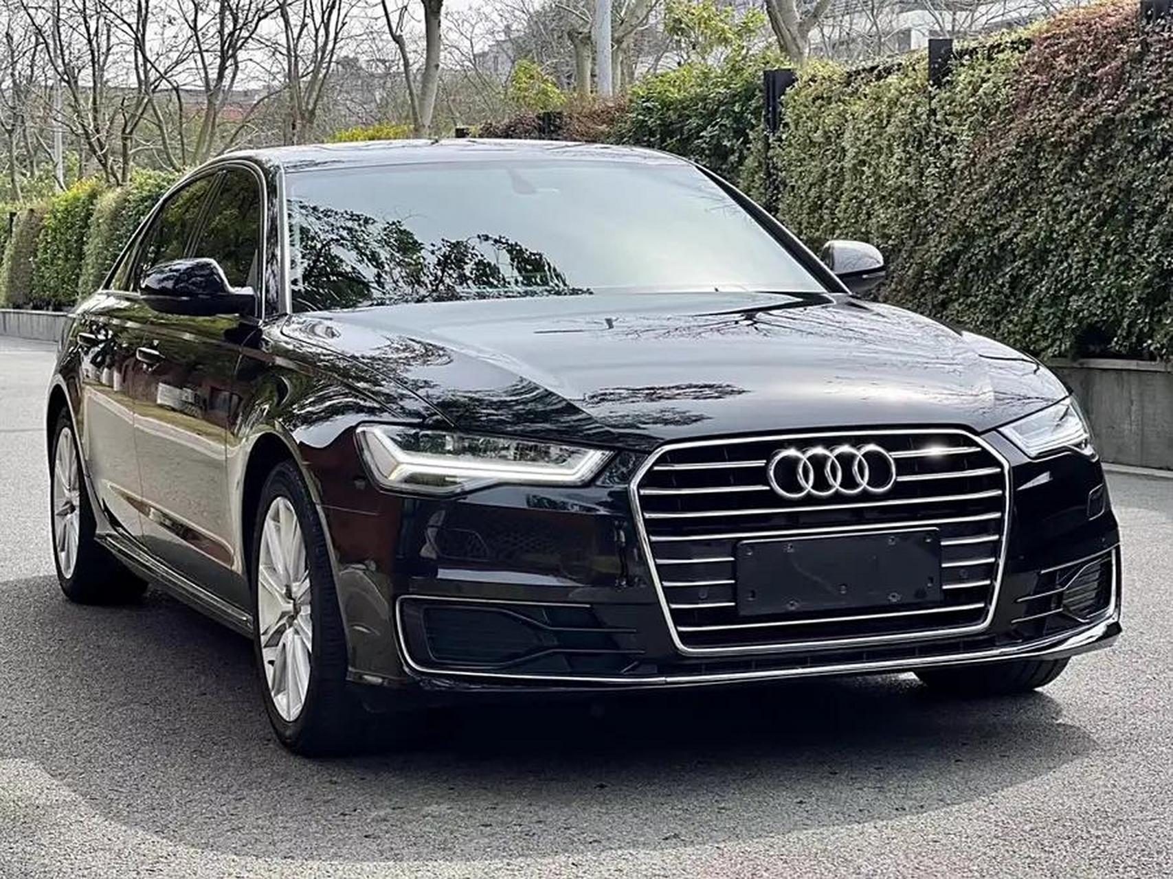奥迪a6l 2018款 30周年年型 tfsi 进取型 售价:15万 车辆车型:中大型