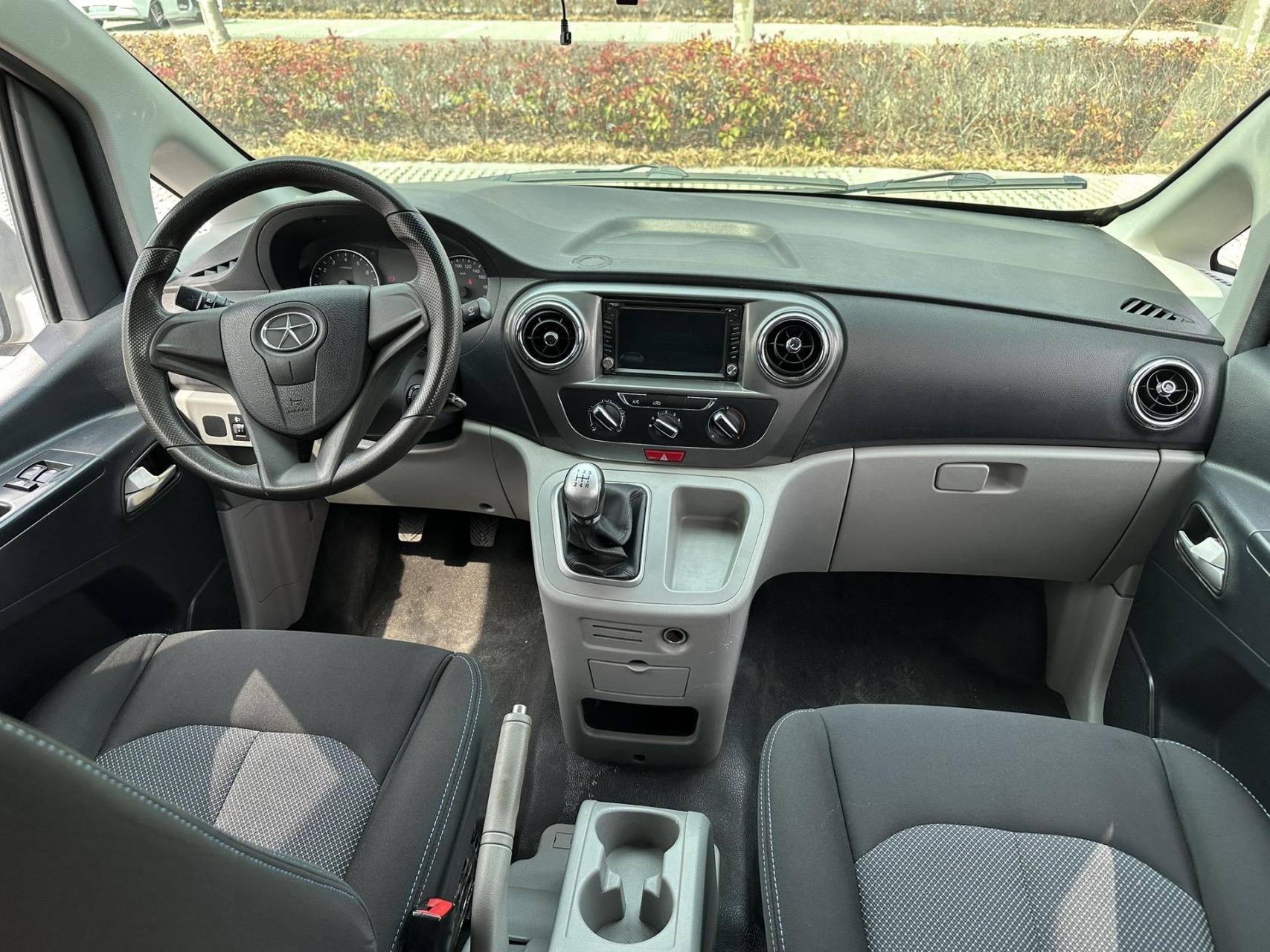 原版7座商务车,16年2月江淮瑞风m3,手动挡1.