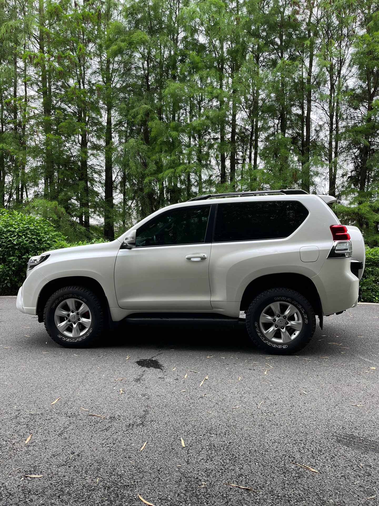 丰田霸道 三门版 2.7 15年 优质车况 稀缺车