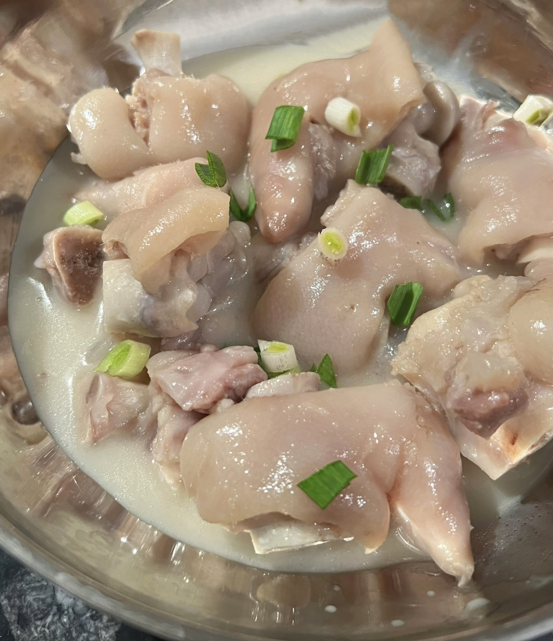 一秒回成都 汤白浓郁【老妈蹄花汤】教程6015 一秒回成都!