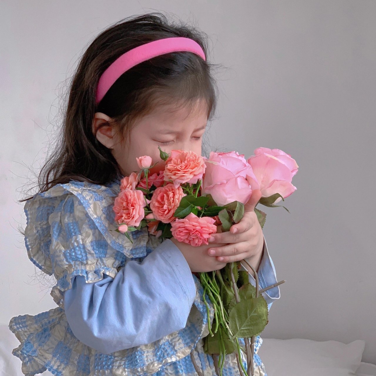 刘亦菲捧花头像合集~ 不管什么天气 记得随时带上自己的阳光 不管什么