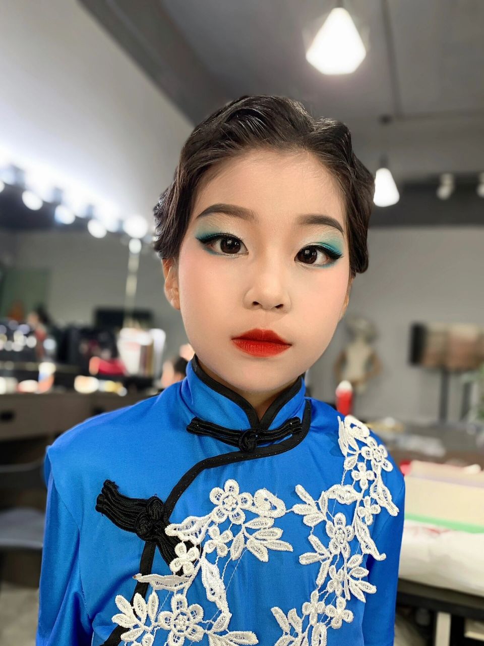 第三位小朋友说年纪轻轻就让她演妈妈