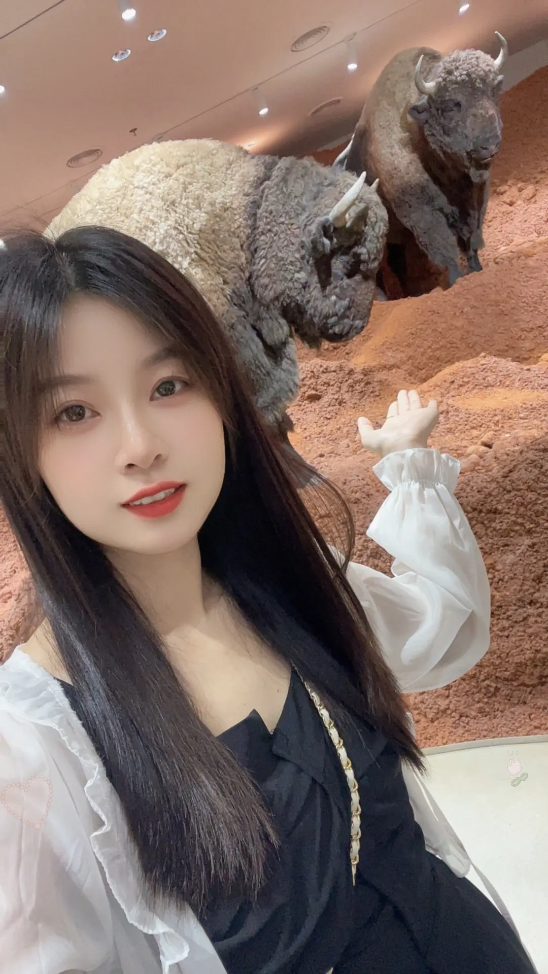 你才二十多你应该去成长,赚认知,练胆识,懂手段