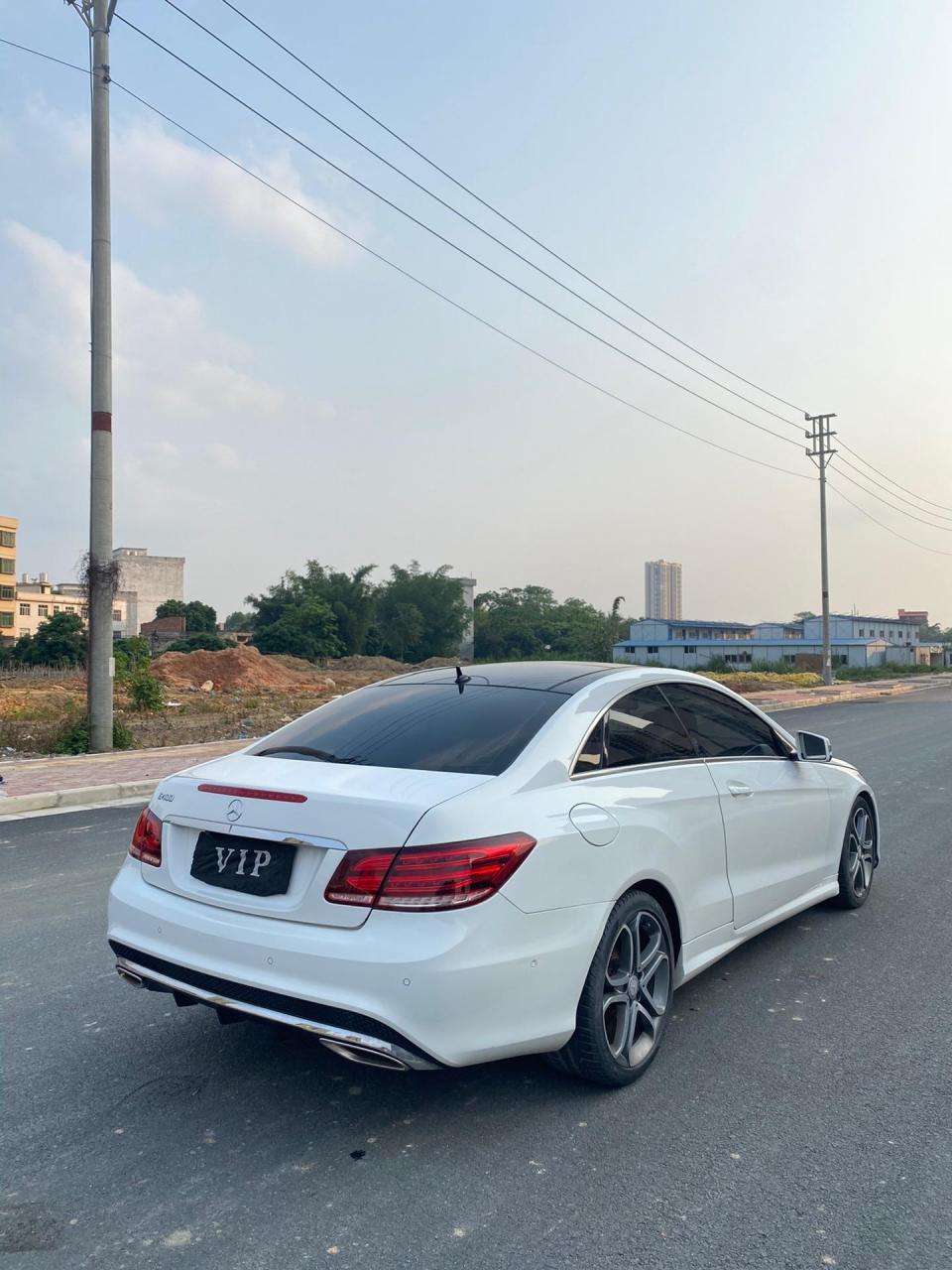 梅赛德斯奔驰e200两门高功率轿跑 奔驰e级