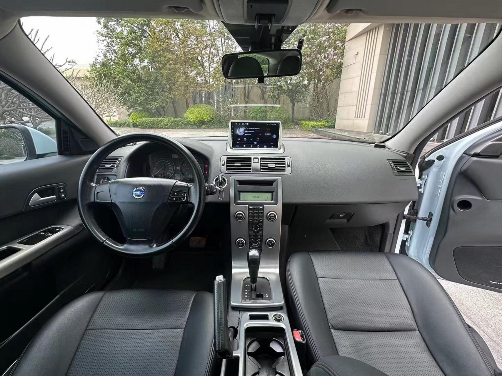 沃尔沃c30,两门四座轿跑,2.0自动豪华版,精品车况,整车进口