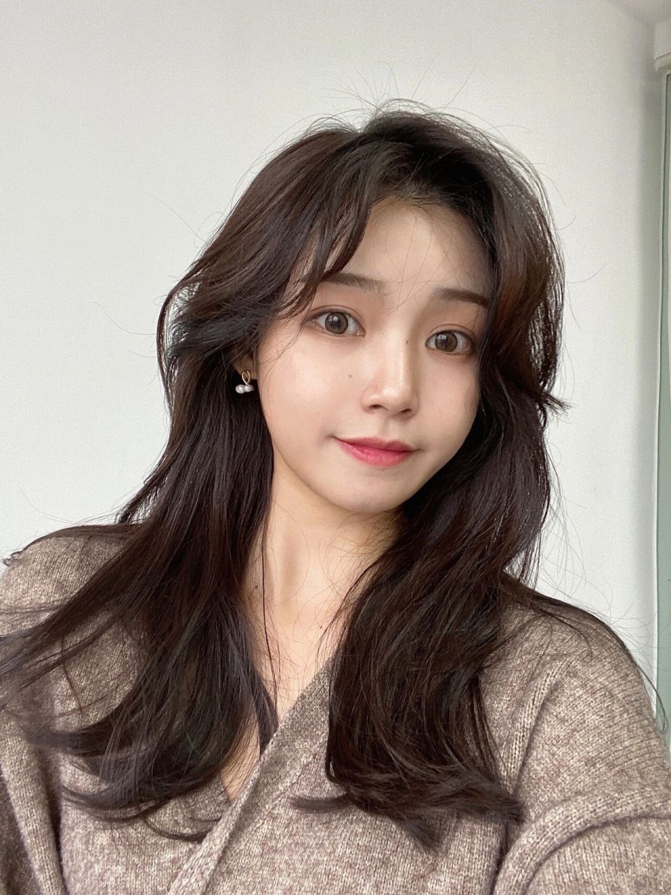 黑茶色系:不是很了解的亲可以了解―下黑茶色 1:染发的颜色越来越多