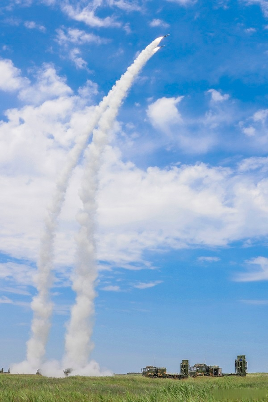 日前,第71集团军部队紧贴实战要求,砺兵如火如荼